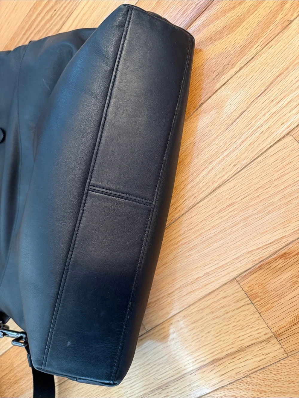 Coach Black Leather Convertible Laptop Tote/Messenger Bag with Adjustable Strap